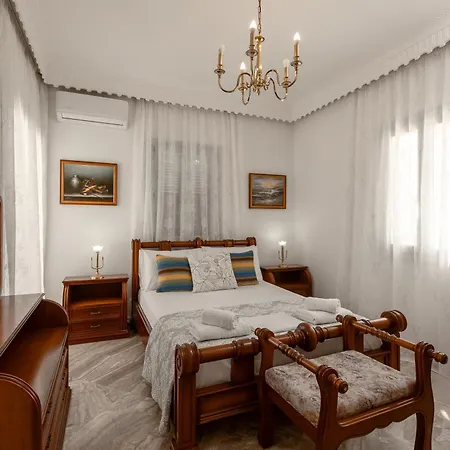 Emilia's House Apartment